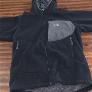 boys north face hoodie